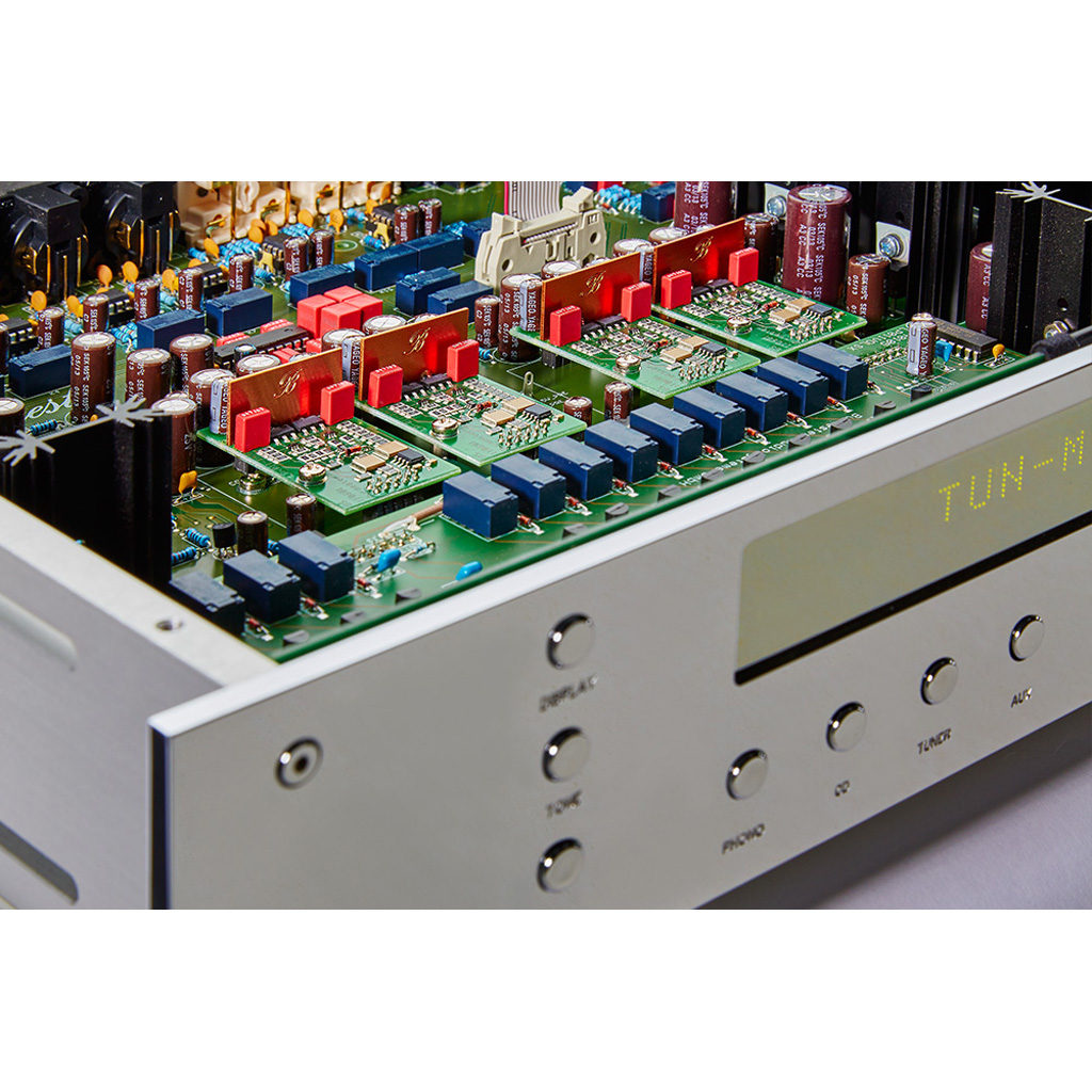   5  Classic Line -  : Burmester 035