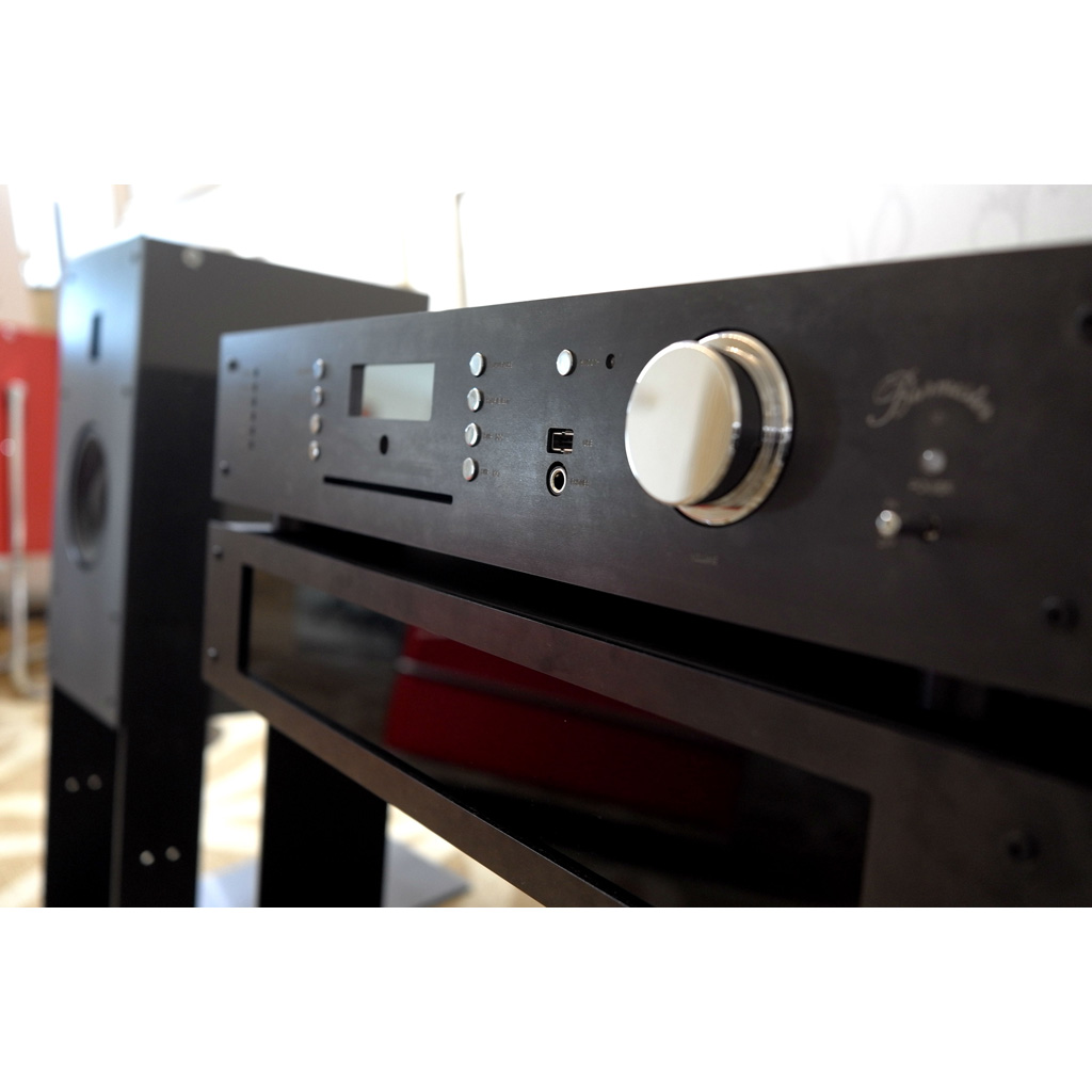   4   : Burmester Phase 3 Loft