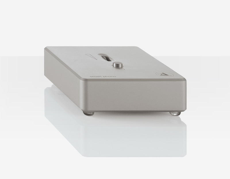 : Clearaudio Smart Phono V2  MM and MC;  EL 027H/B Black,    