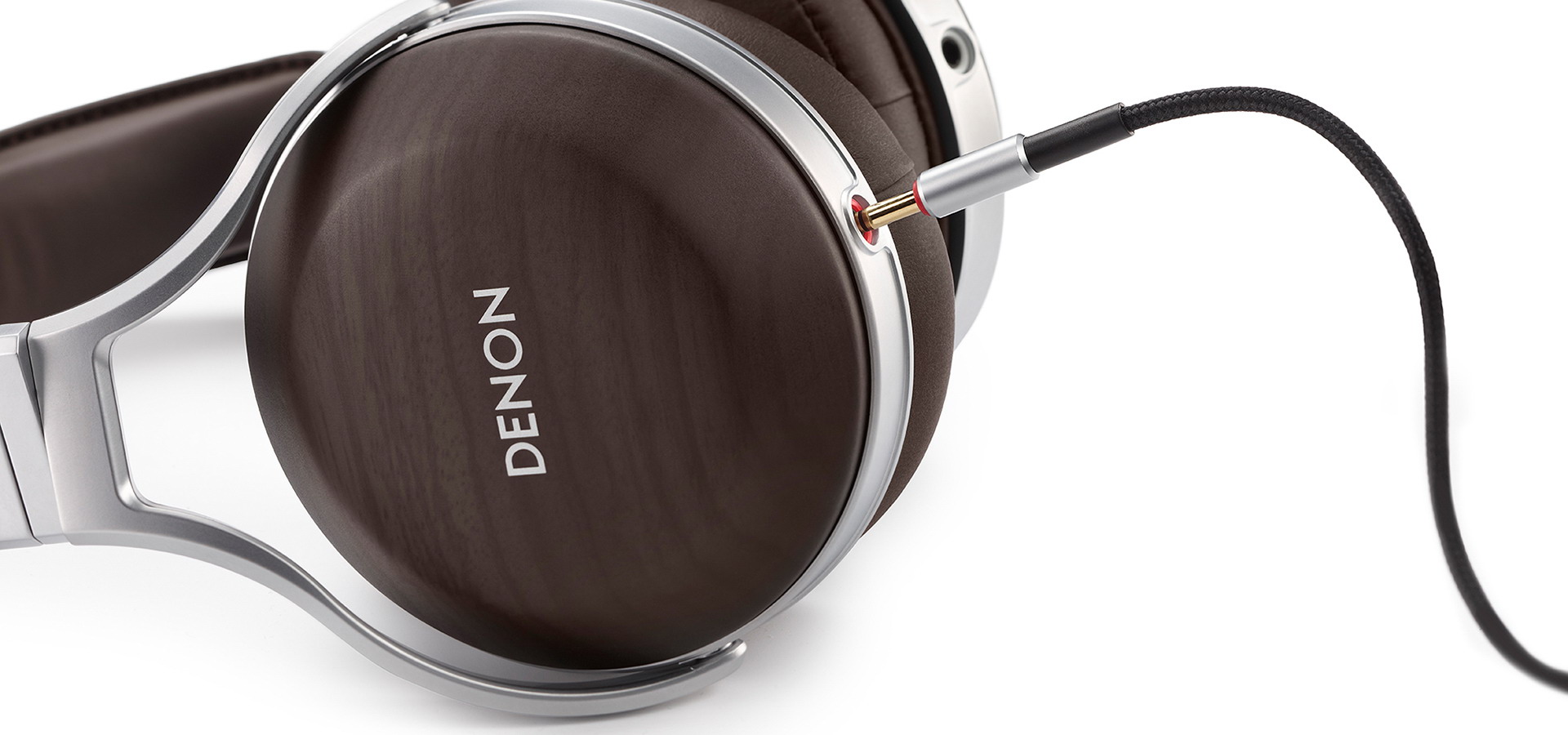   2  : Denon AH-D5200 Wood