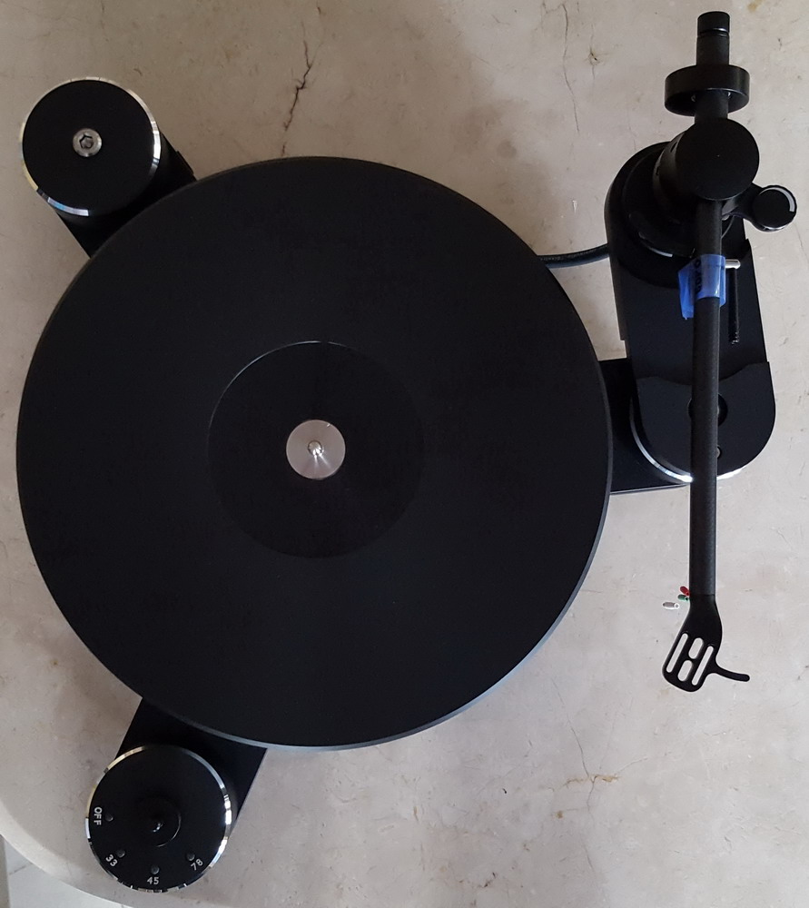   2    : Clearaudio Innovation Compact (Radial tonearm Tracer, w/o cart.)