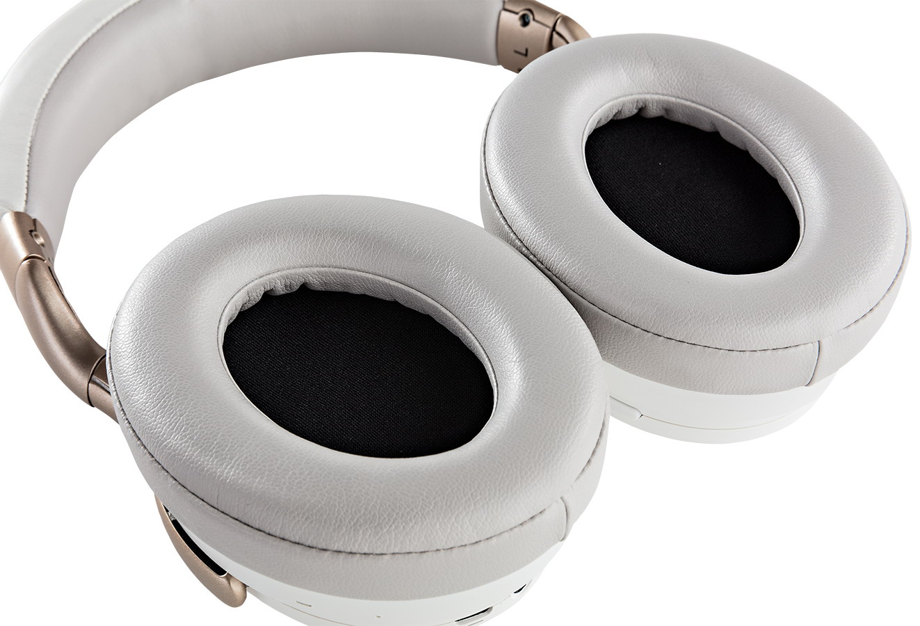   10   Bluetooth   : Denon AH-GC30 Black