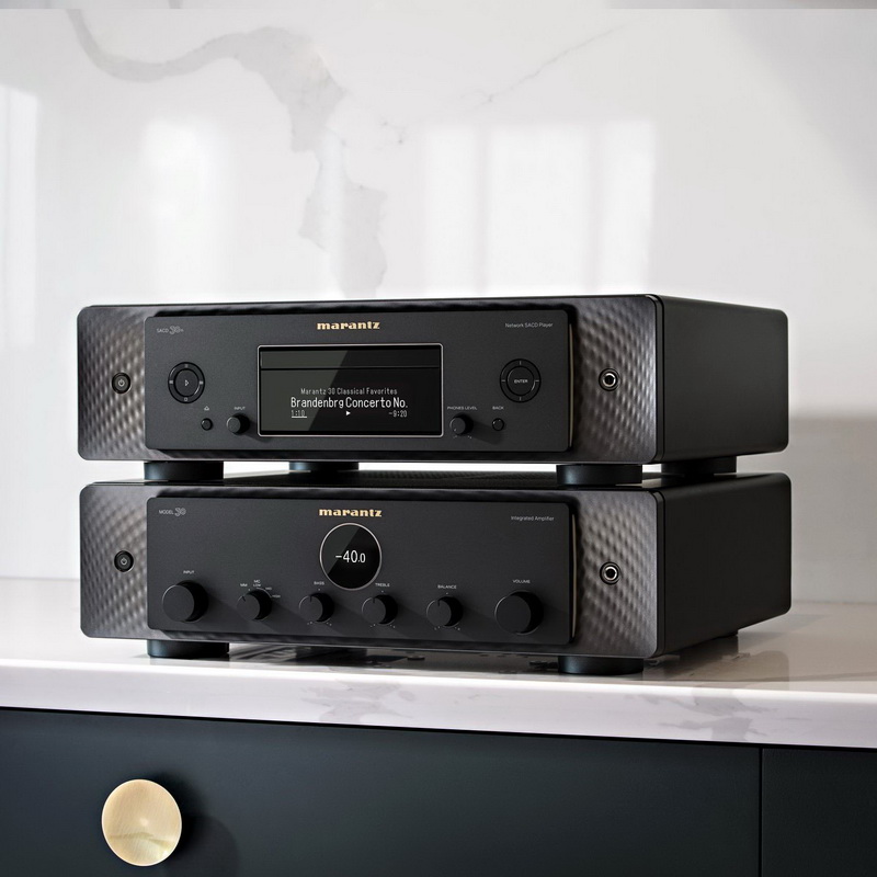   9   CD/SACD : Marantz 30N (Black)