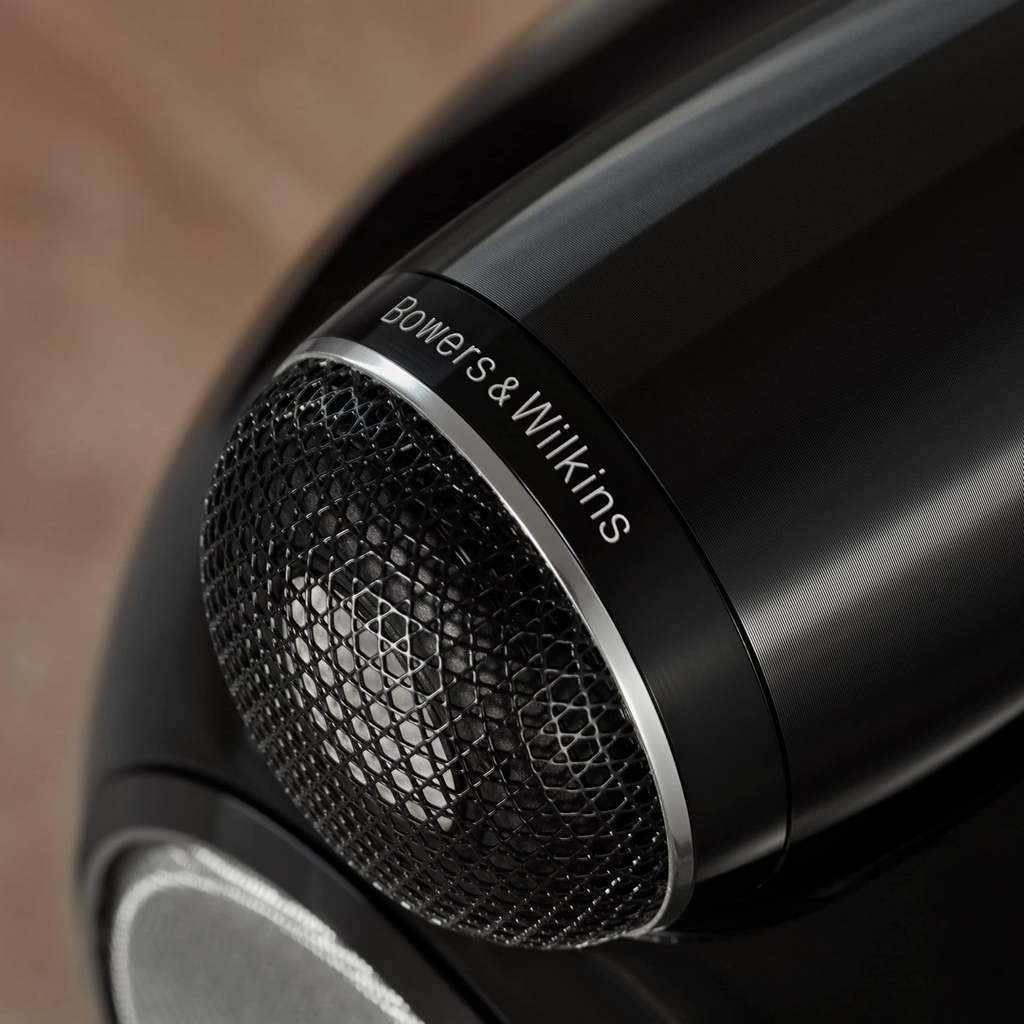   9   : Bowers & Wilkins 803 D4 Gloss Black
