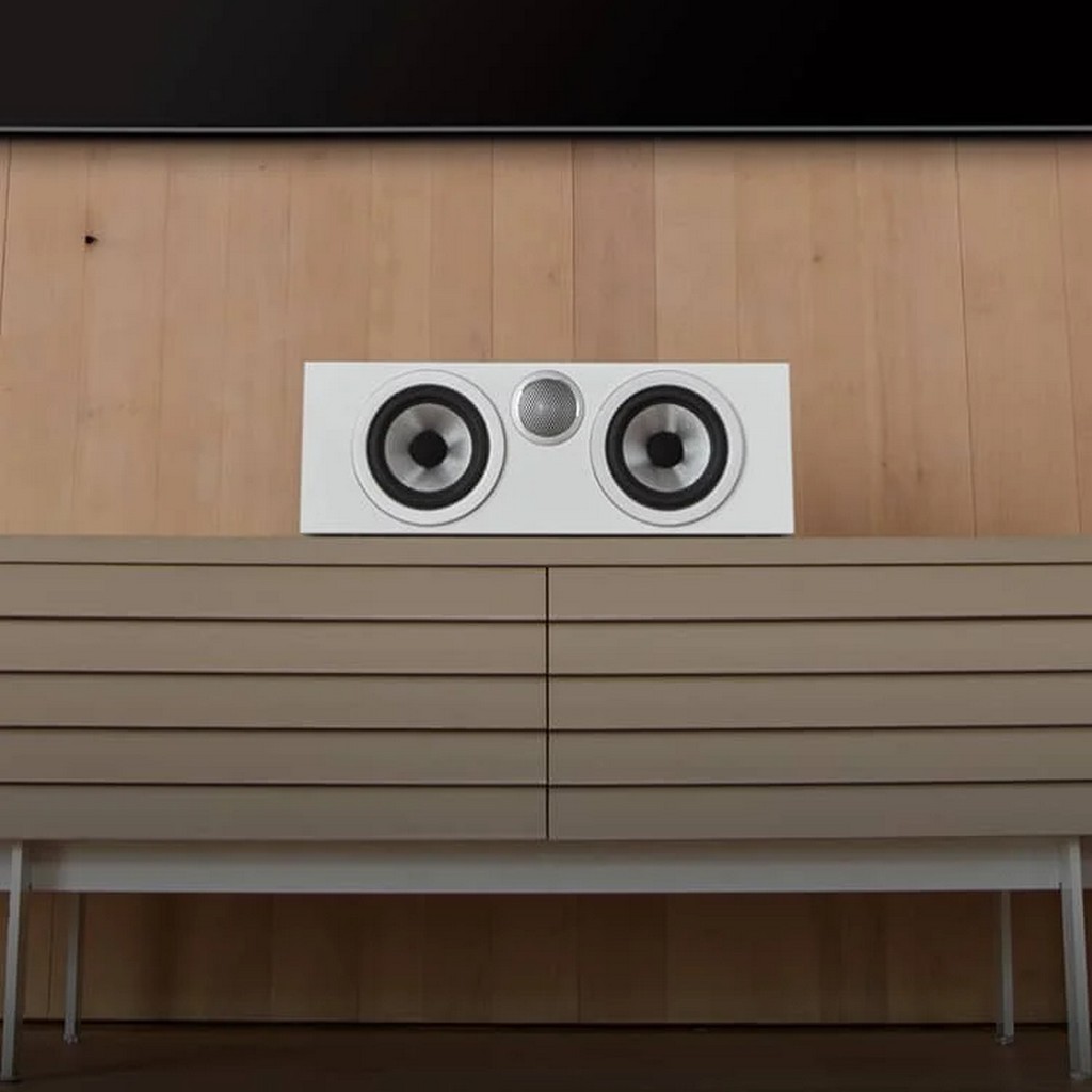  7   : Bowers & Wilkins HTM 72 S3 Gloss Black