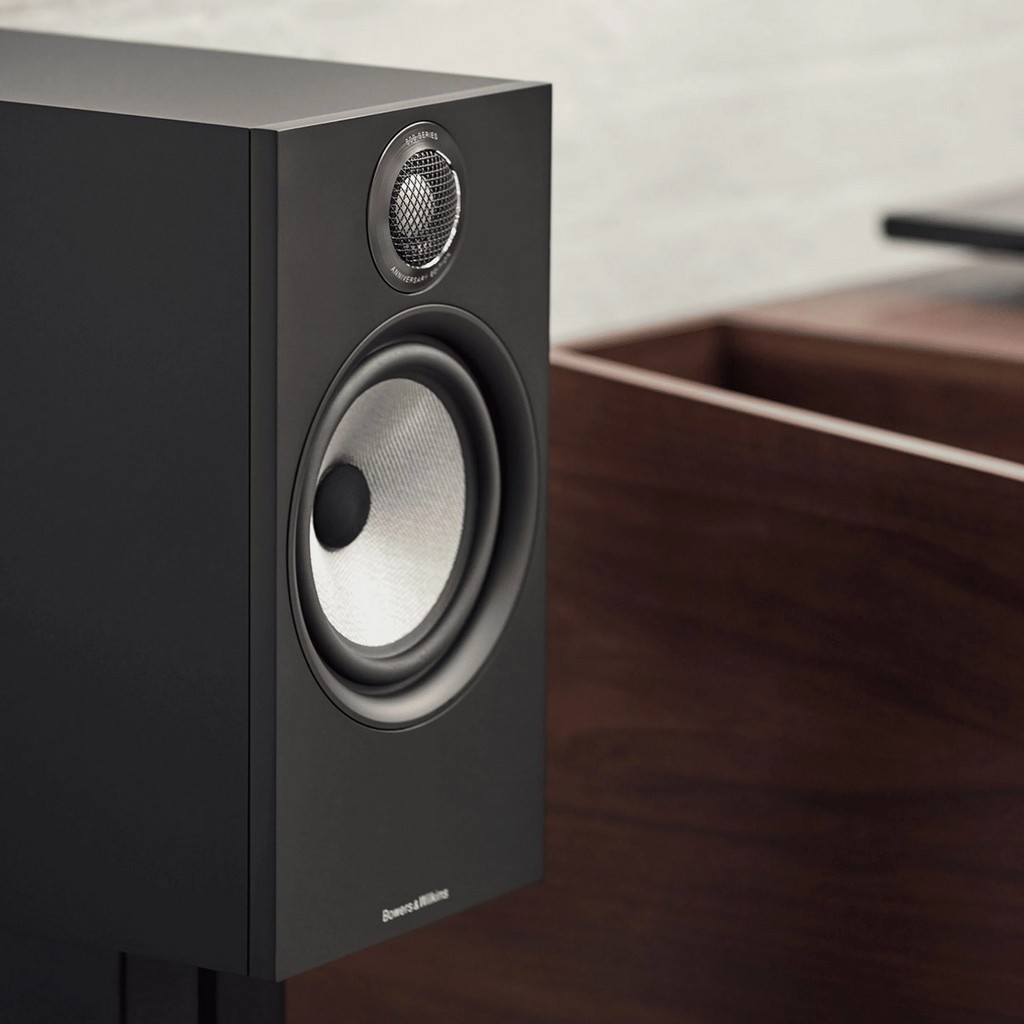   10   : Bowers & Wilkins 606 S2 Anniversary Edition Black