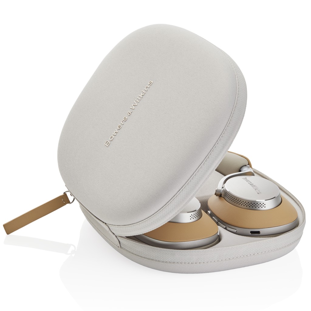   9      : Bowers & Wilkins PX 8 Black