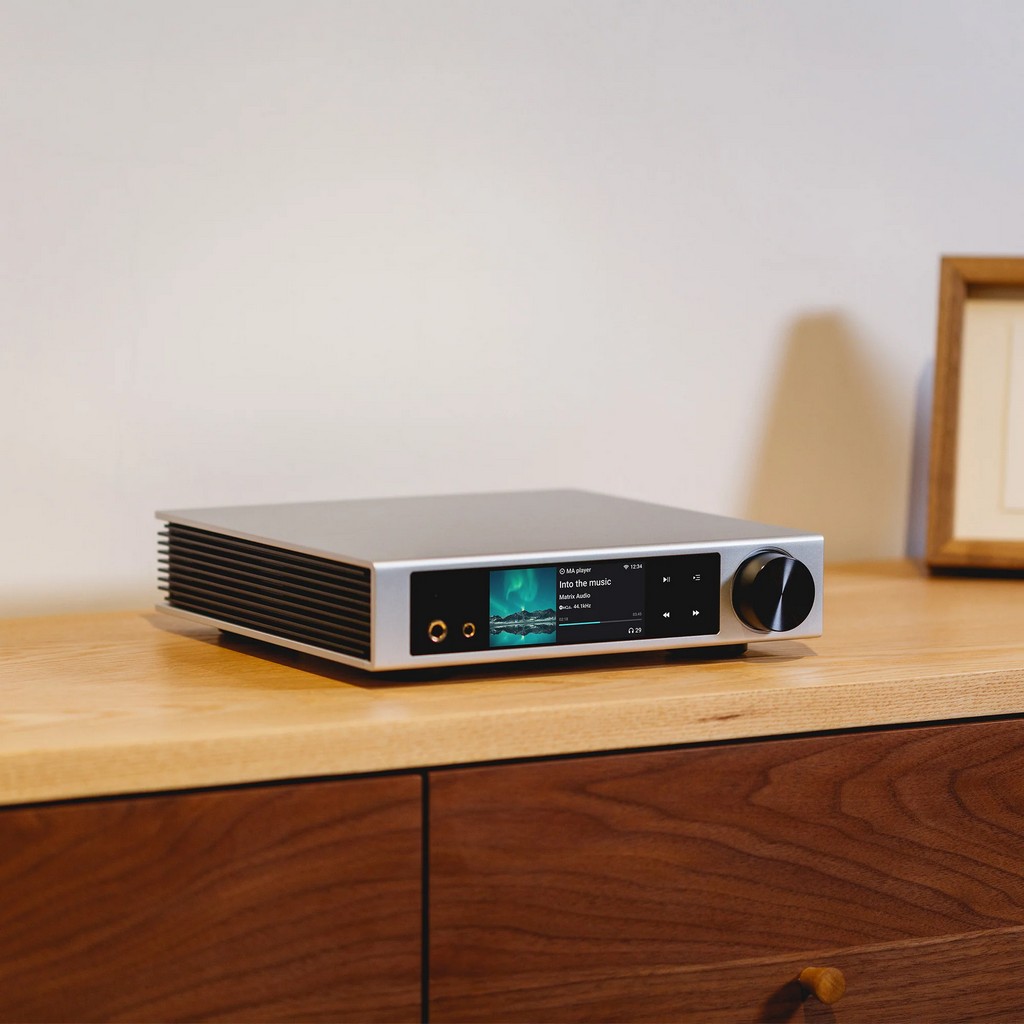   10  : Matrix Audio Element i2 Silver