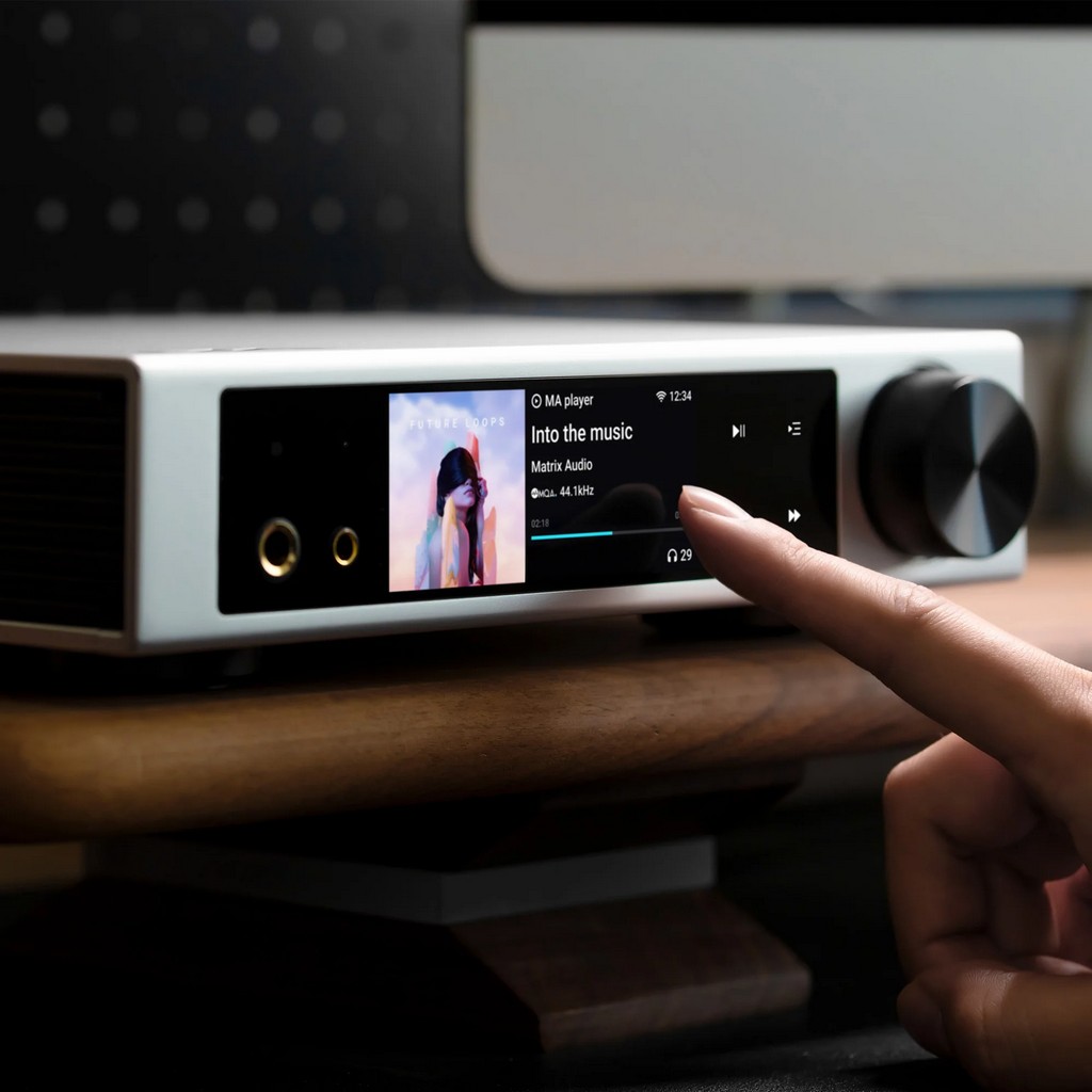   7  : Matrix Audio Element i2 Silver