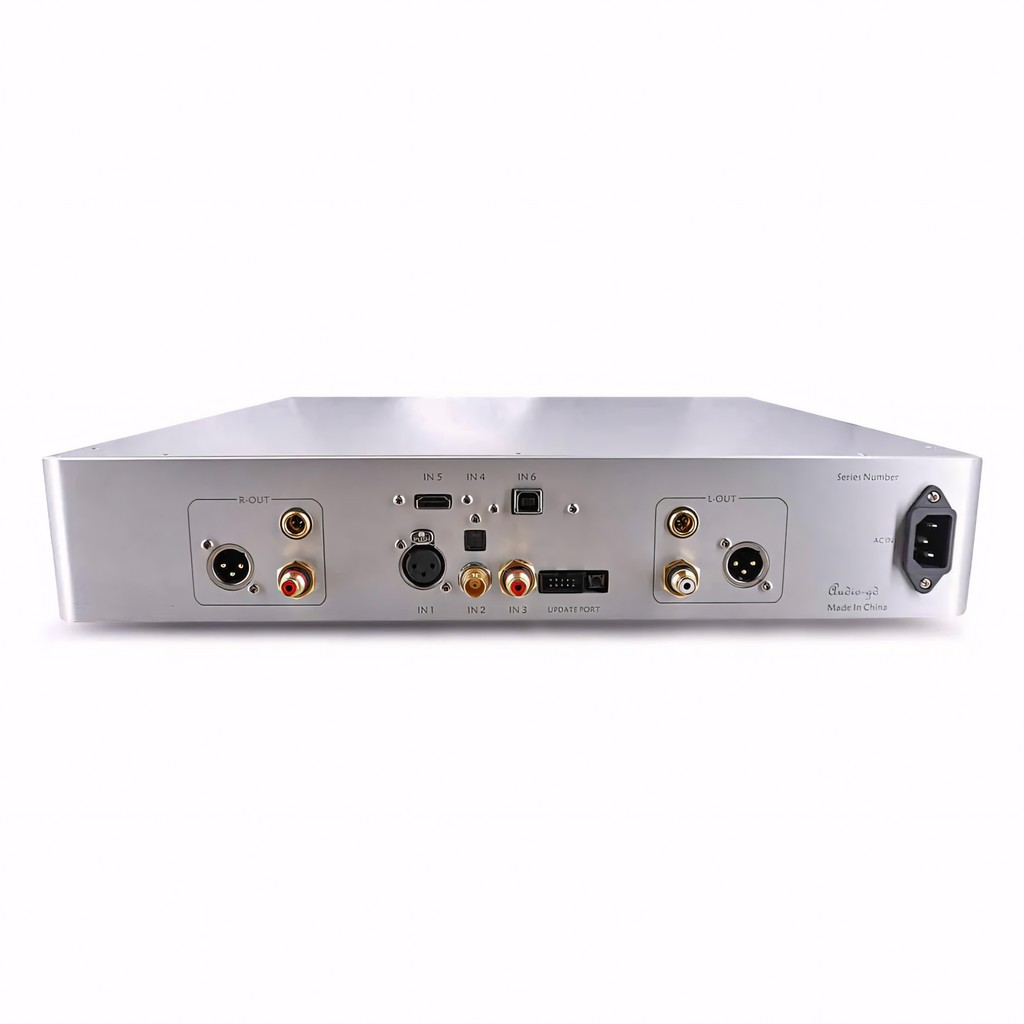   4  DAC : Audio-GD R8 MK3 Black
