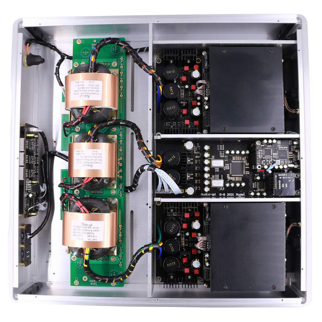   6  DAC : Audio-GD R8 MK3 Black