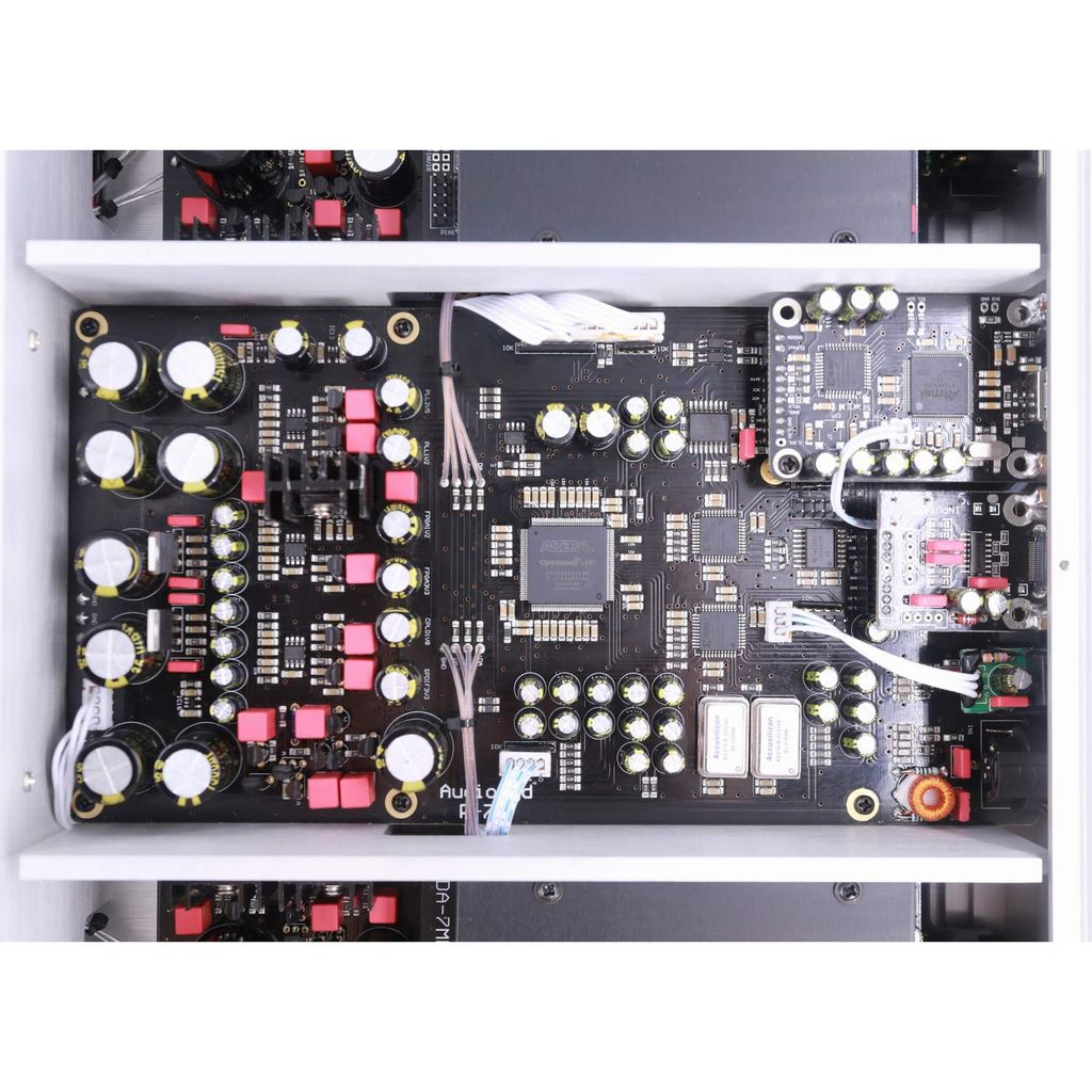   7  DAC : Audio-GD R7 HE MK3 Black
