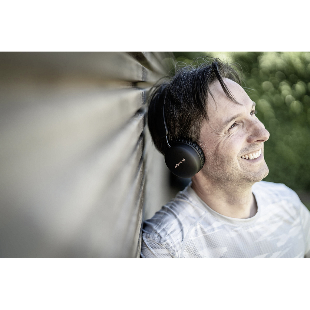   6   : BRAINWAVE05, wireless on-ear headphones,
green