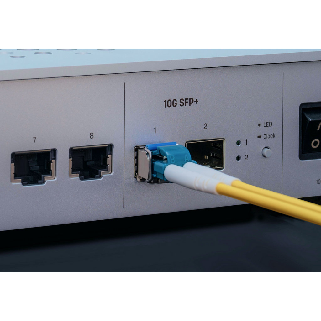   7  Audio Grade Network Switch: Matrix Audio SS-1 PRO