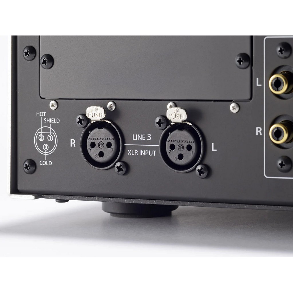   8  ϳi  i: Stax SRM-T8000 silver