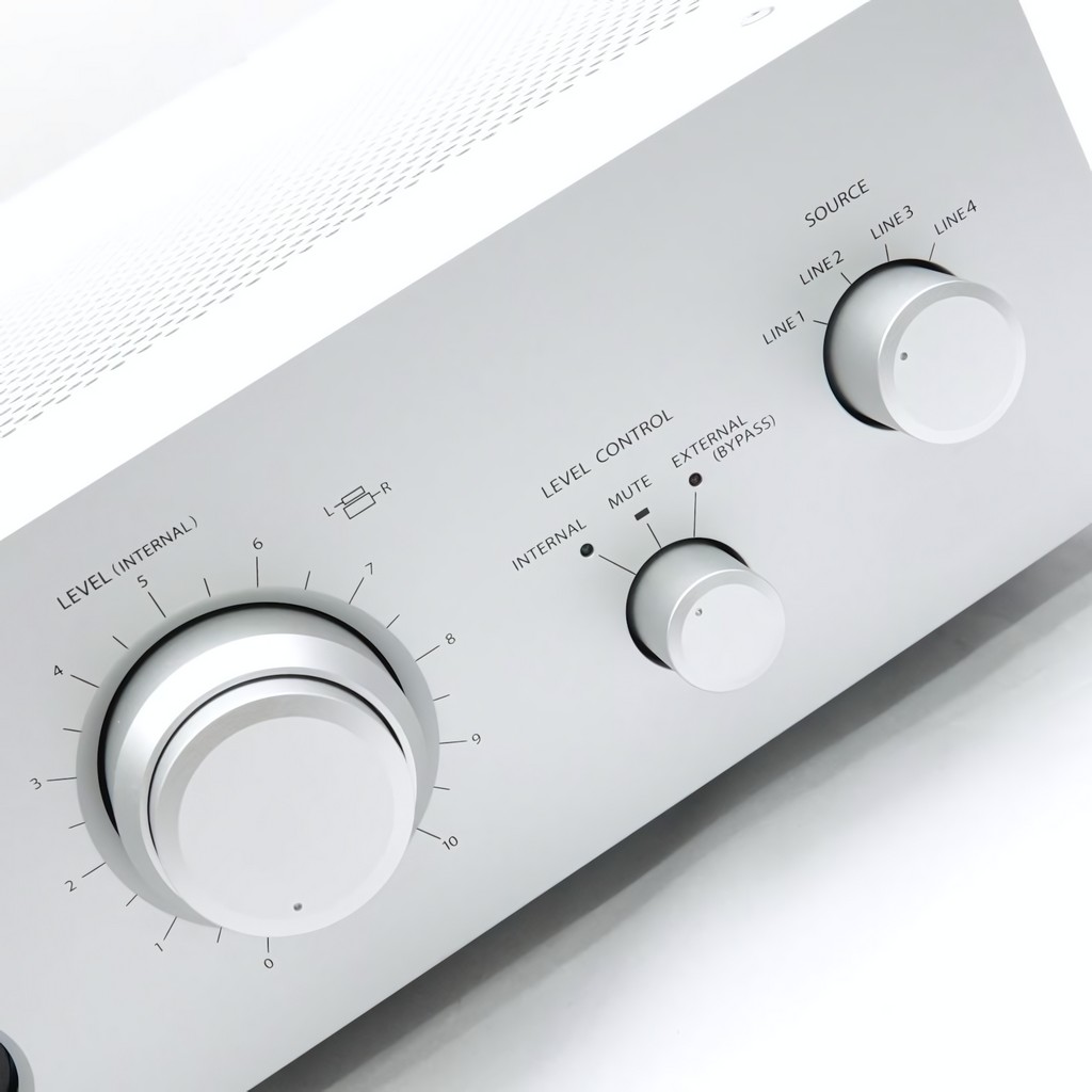   9  ϳi  i: Stax SRM-T8000 silver