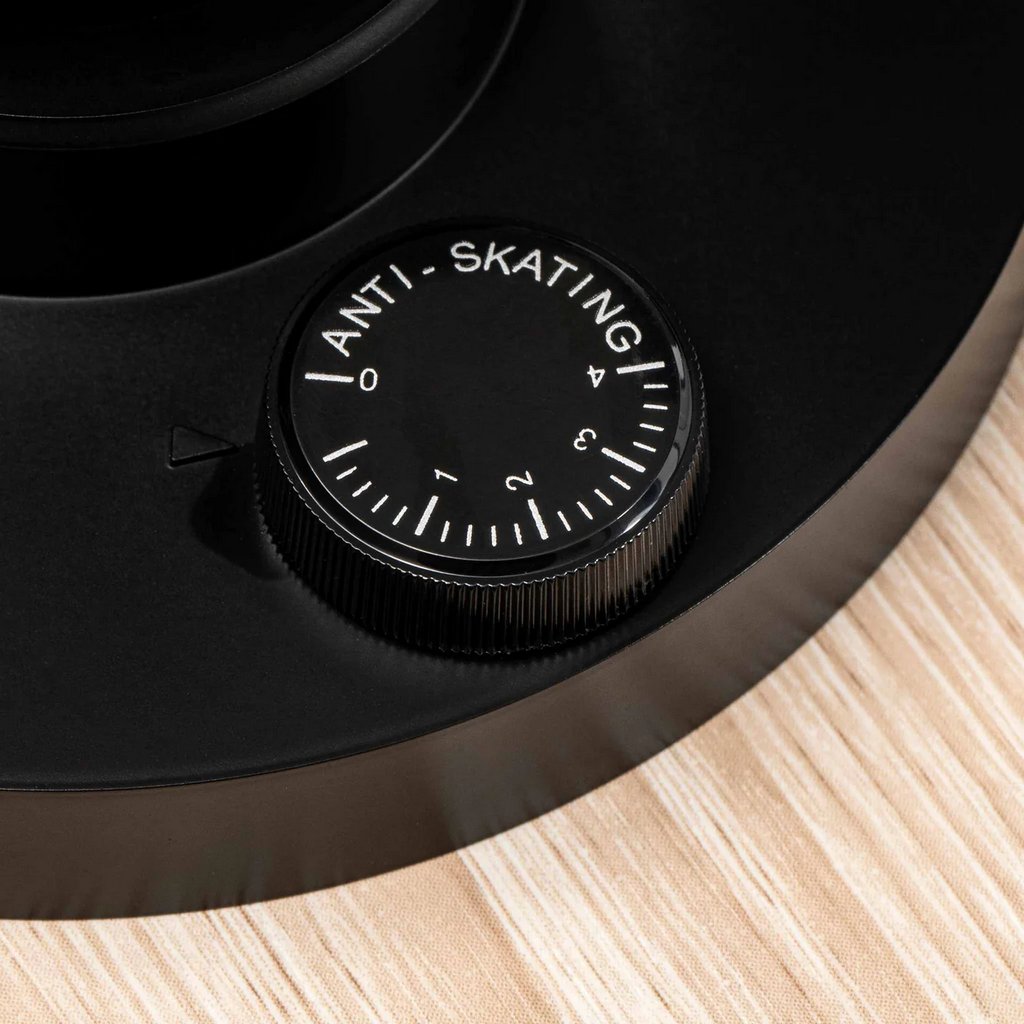   6   ii i: Argon TT-3 Turntable Ash