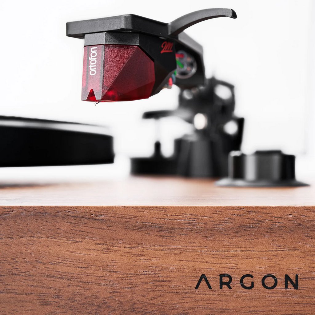   8   ii i: Argon TT-3 Plus Turntable Black