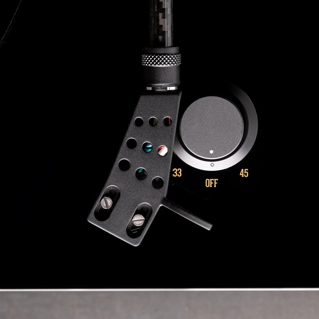   8   ii i: Argon TT-4 Turntable SPECIAL EDITION Black