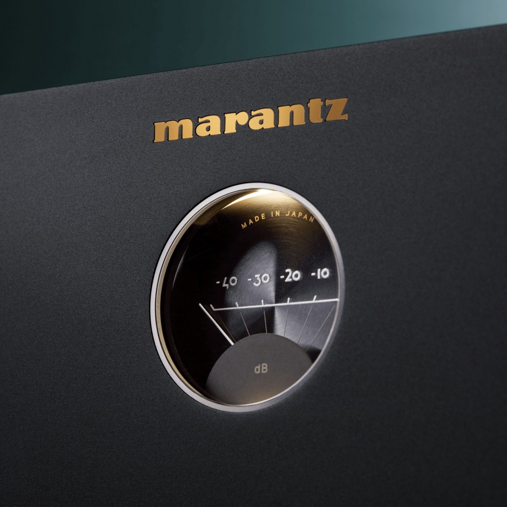 ���� � 6 ������ ��������� ��������: Marantz AMP20 Black