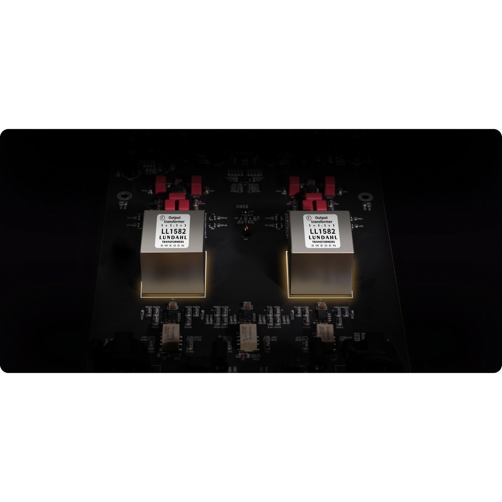 ���� � 8 ������ ������: Matrix Audio MS-1c Silver
