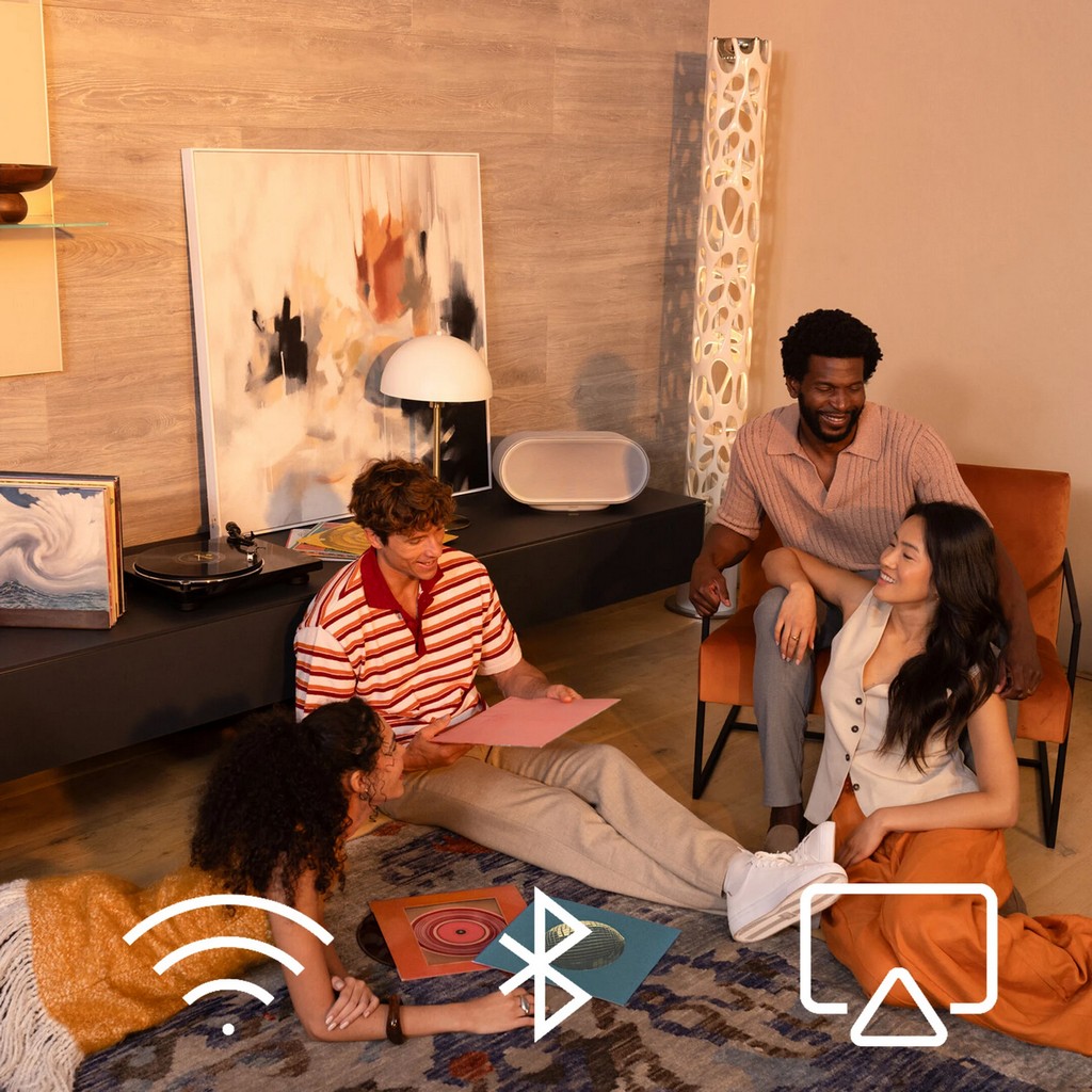 ���� � 10 ������ ������������ Wi-Fi �������: DENON HOME 600 Black