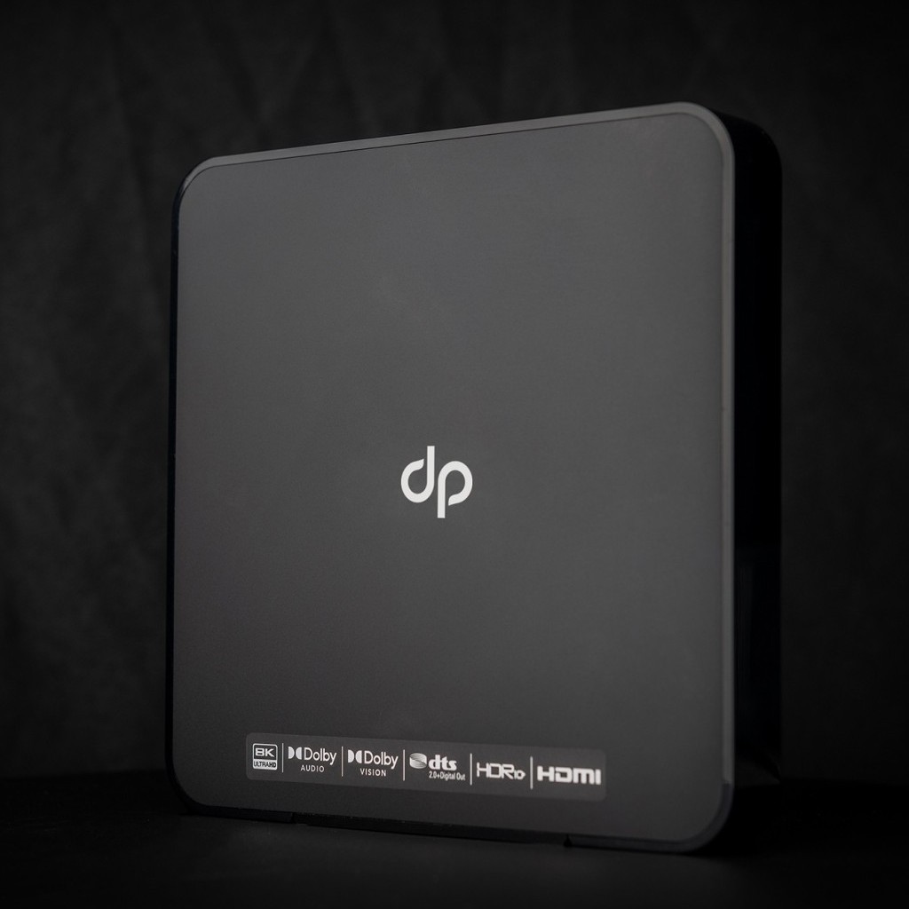 ���� � 6 ������ ��������: 8K UHD media player Dorpo X3