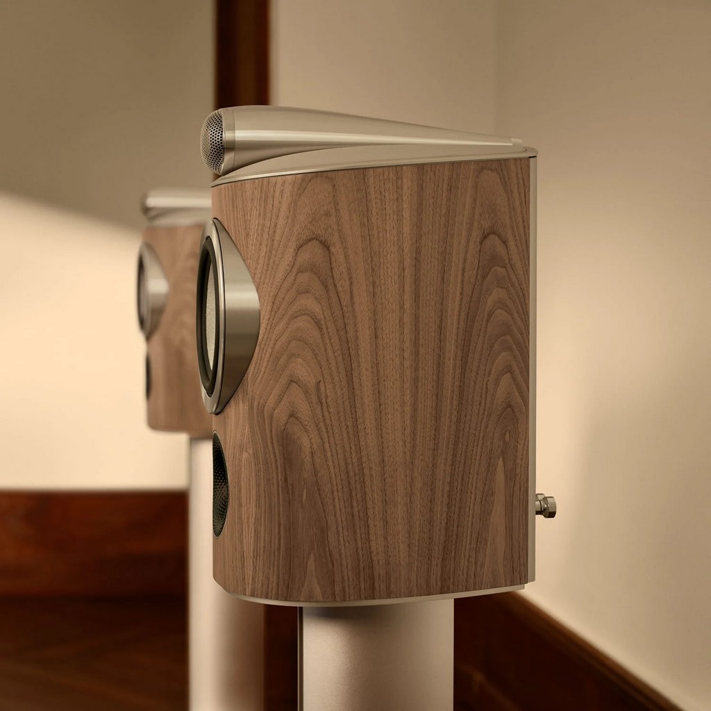 ���� � 9 ������ ��������� ����: Bowers & Wilkins 805 D5 Dark Walnut