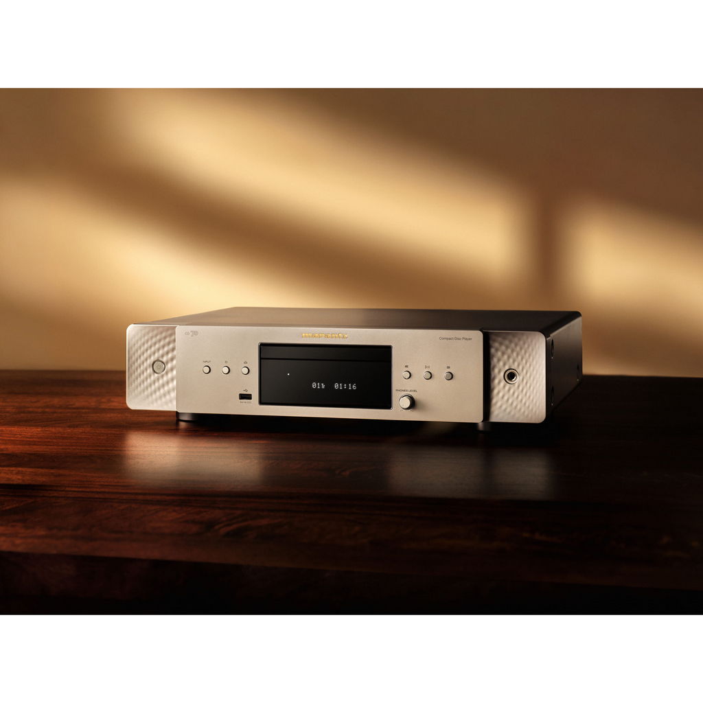 ���� � 9 ������ CD �����: Marantz CD70 Black