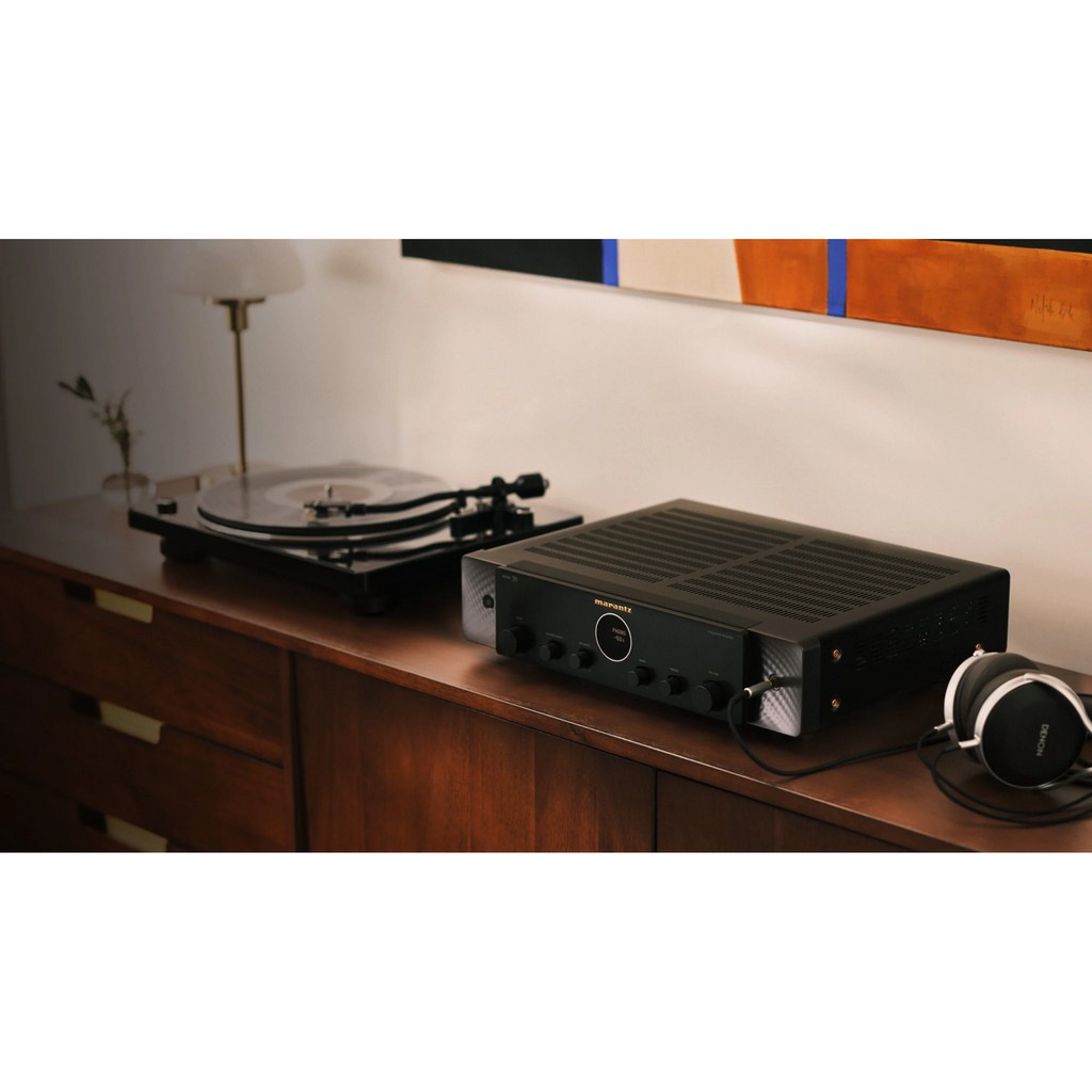 ���� � 11 ������ ������ ���������: Marantz MODEL 70n (Black)