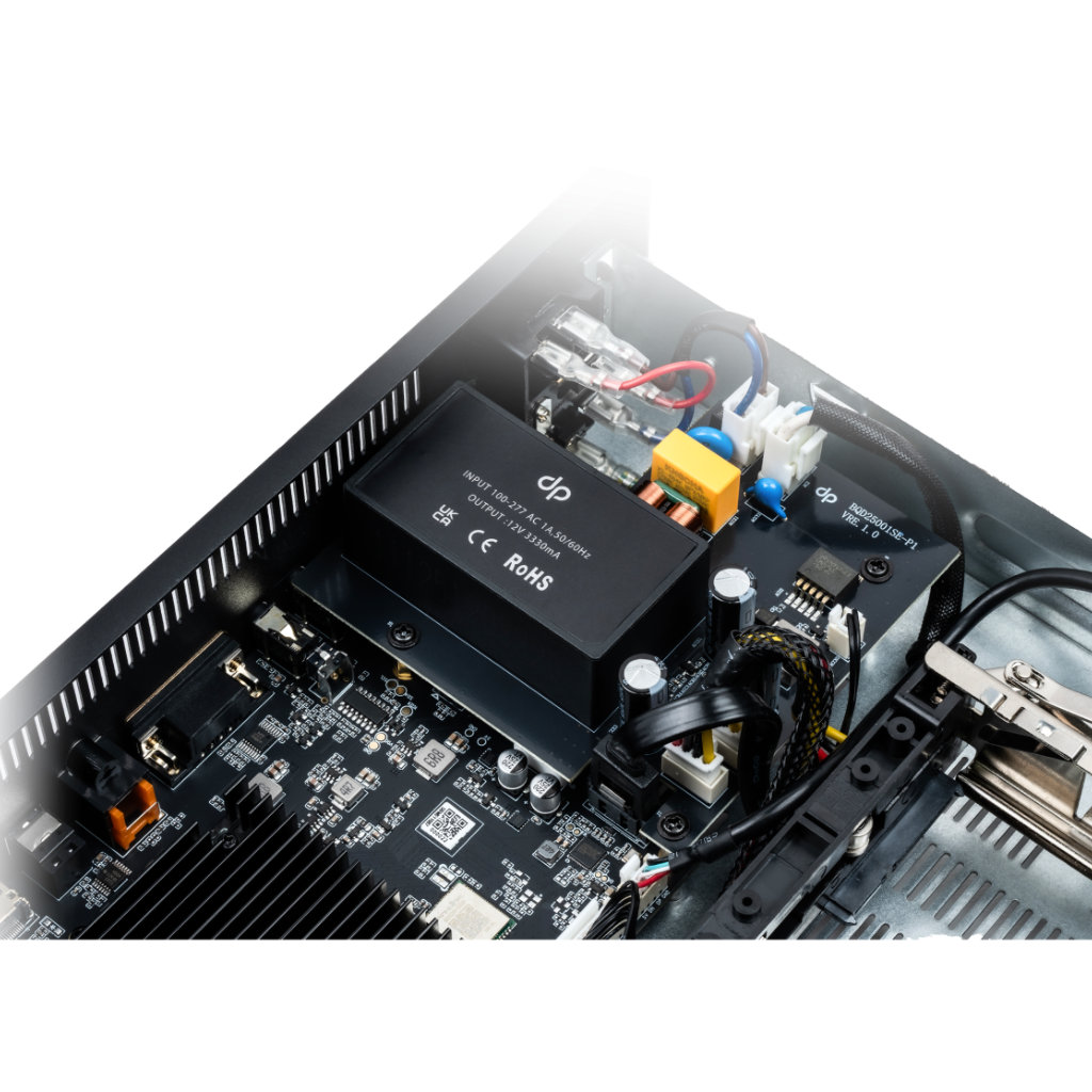 ���� � 5 ������ ��������: Reference 8K UHD media player Dorpo UHP-3003SE