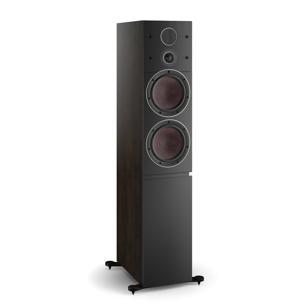 ���� � 2 ������ ���������� ��������� ������� � ��������: DALI Callisto 6 C Tobacco Oak + Sound Hub + Bluos NPM-2i