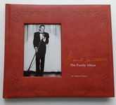  : FRANK SINATRA: THE FAMILY ALBUM. [Hardcover]. Used, NM condition.